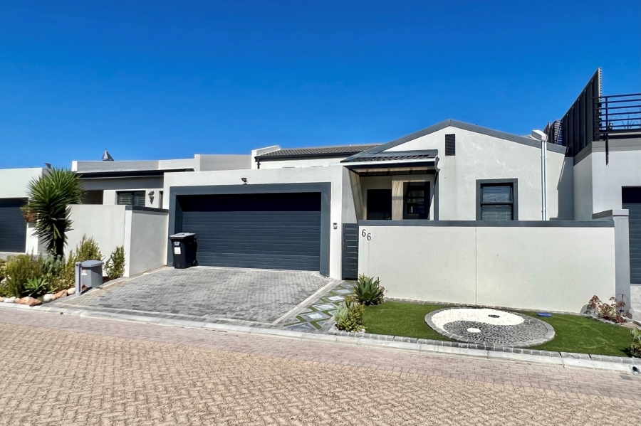 To Let 4 Bedroom Property for Rent in Sagewood Western Cape
